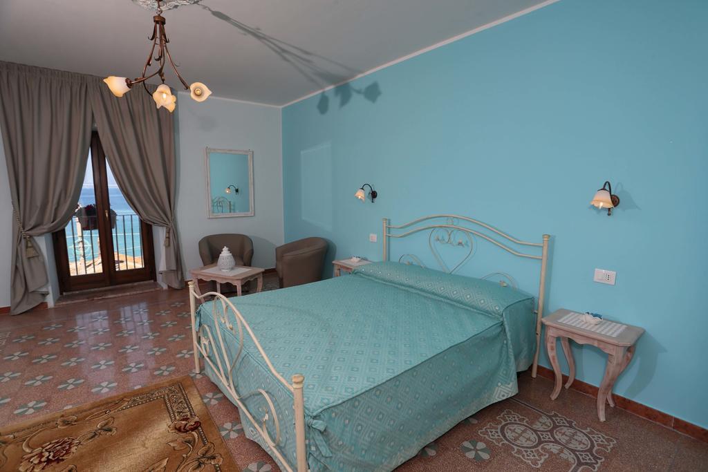 Hotel Casale Pettinato Pizzo  Zewnętrze zdjęcie