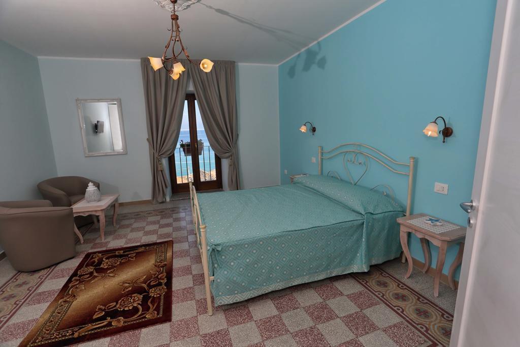 Hotel Casale Pettinato Pizzo  Zewnętrze zdjęcie
